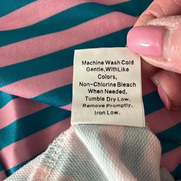 NWOT Women’s Pink And Aqua Blue Striped Top With Lime Green Trim Size 2XL - Picture 9 of 9